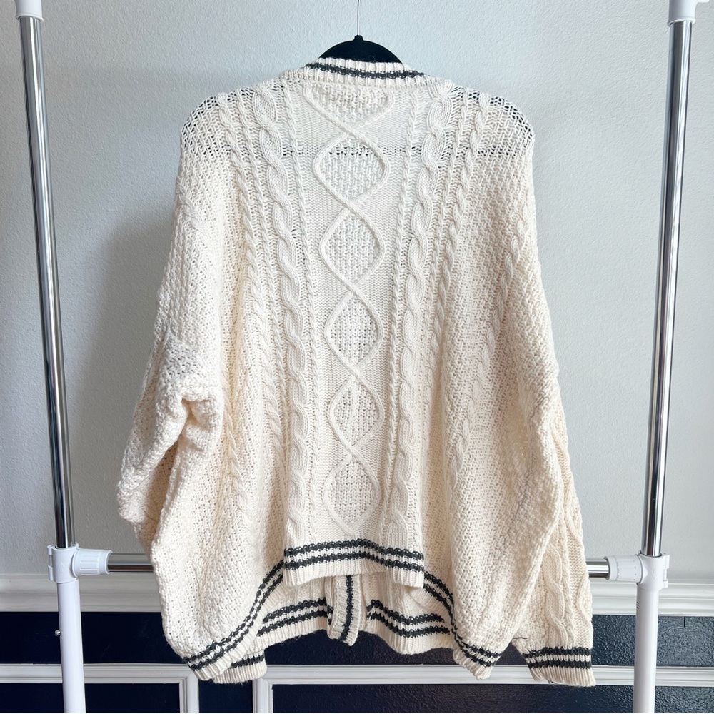 Taylor Swift 2024 Folklore Album Cardigan XL/2XL - Picture 7 of 13